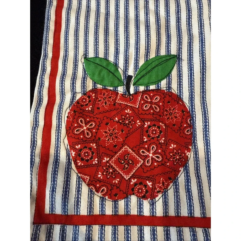 2 Placemats Apple‎ Country Blue Stripe Red Bandana Reversible FLAW - Picture 2 of 8